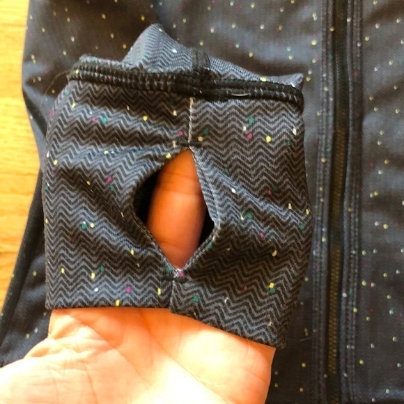 ZELLA Zip-up Jacket - Picture 4 of 8